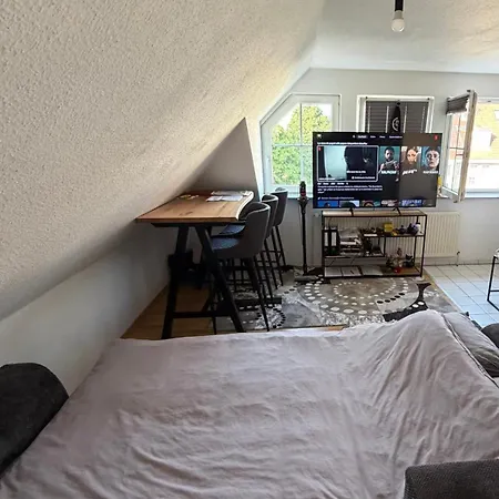 Gemuetlicher Aufenthalt Mit Netflix & Perfekter Anbindung! *